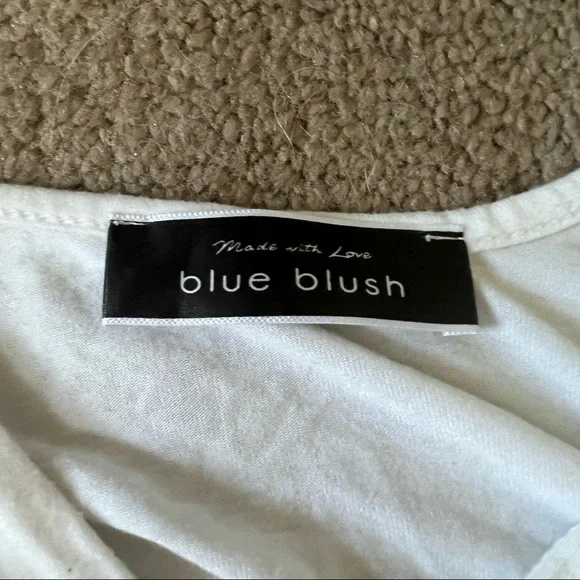 Blue Blush White Wrap Short Sleeve Shirt - Picture 3 of 3
